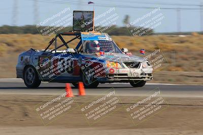 media/Oct-02-2022-24 Hours of Lemons (Sun) [[cb81b089e1]]/915am (I-5)/